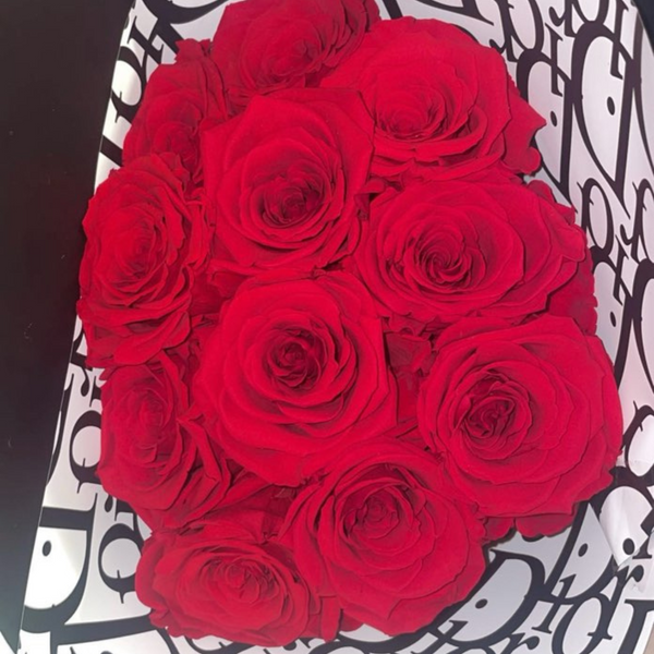 Bouquet of 11 simple eternal roses