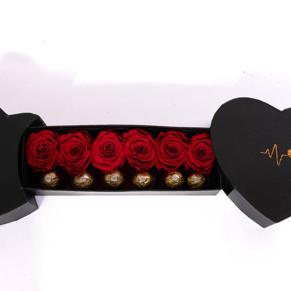 Heart-shaped opening box with Ferrero